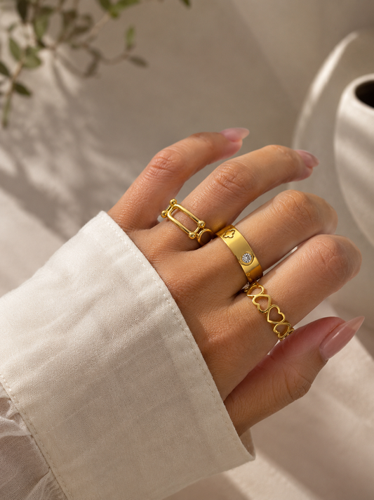 Dawn Clover Ring