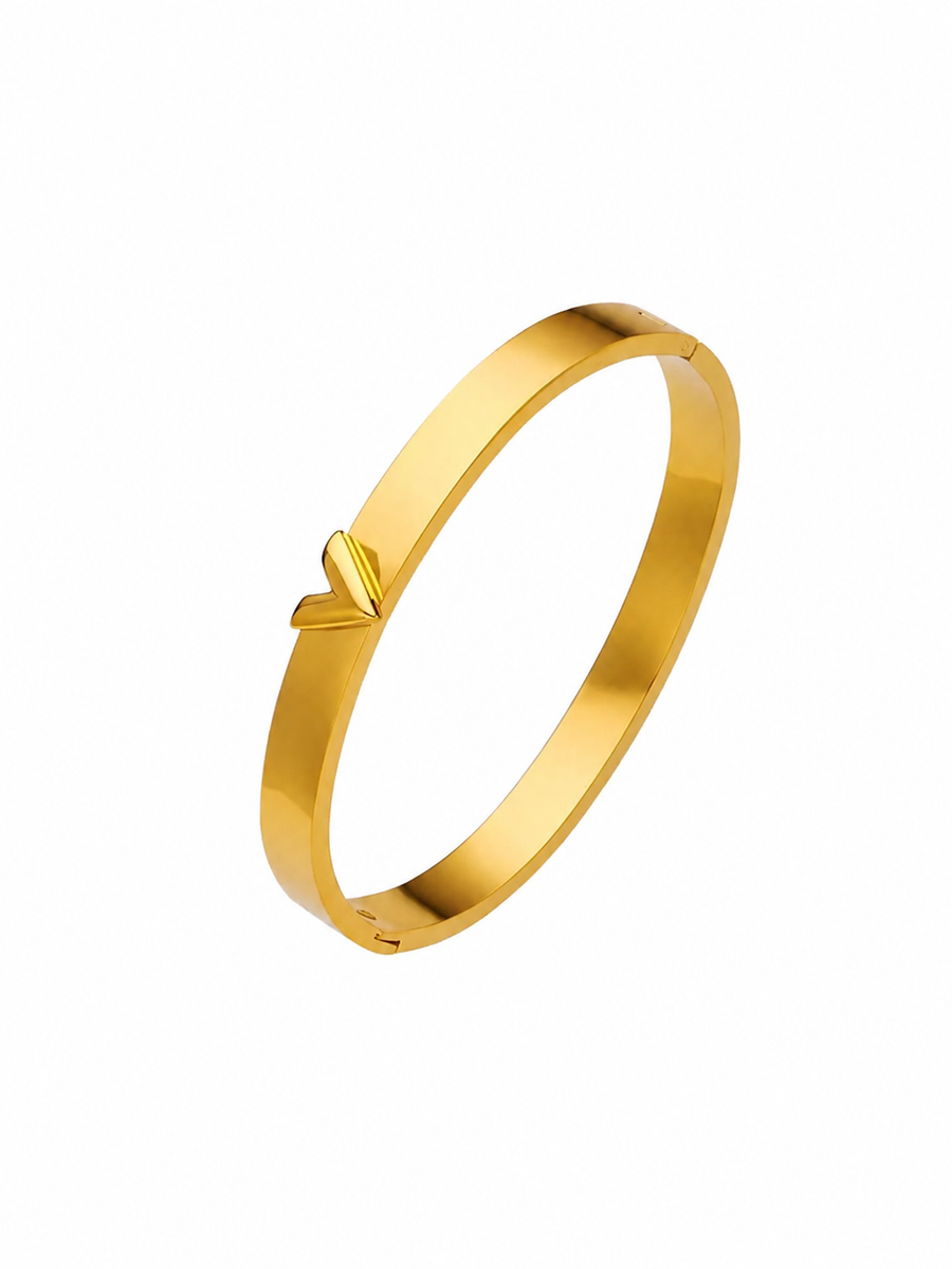Heartline Luxe Bangle