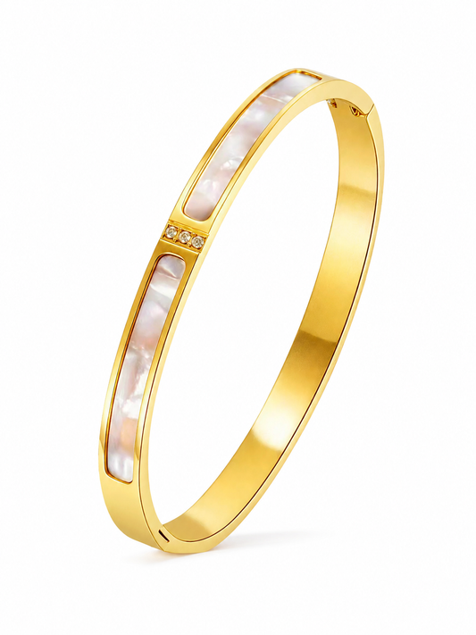 Aurora Pearl Bangle