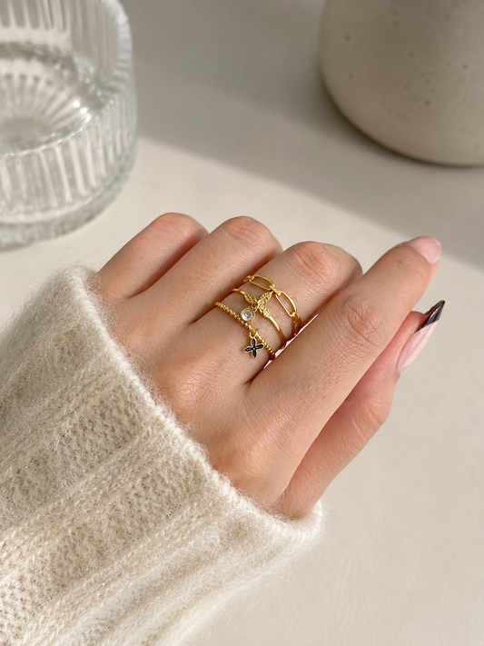 Selora Charm Ring