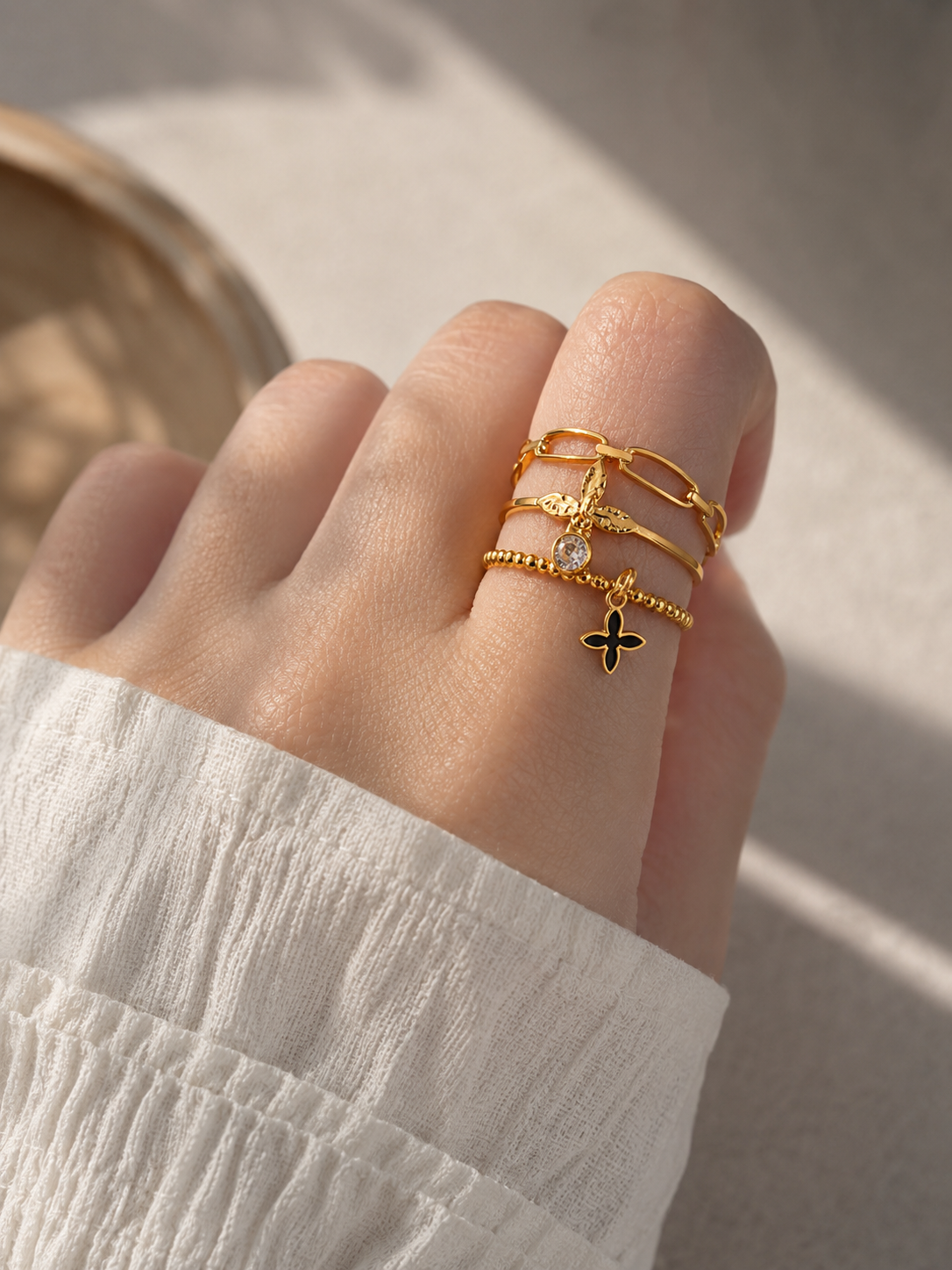 Selora Charm Ring