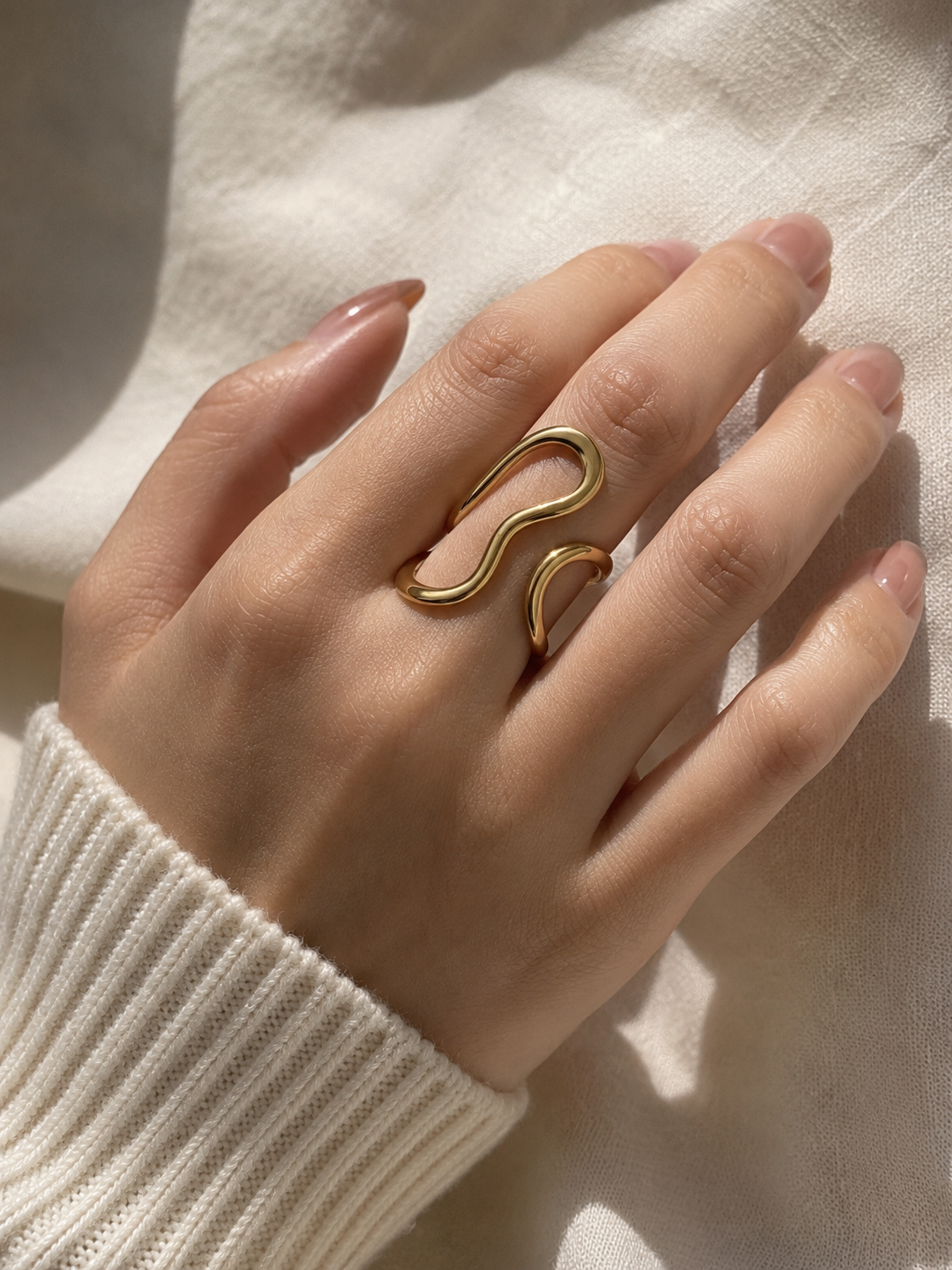 Aurelia Wave Ring