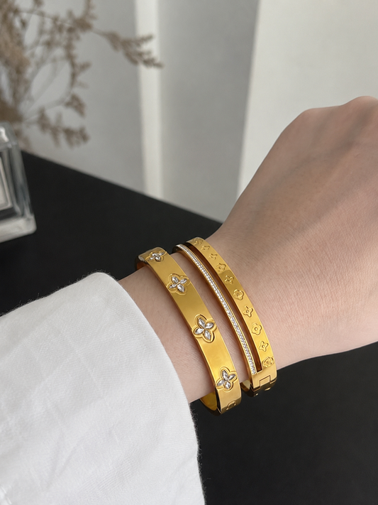 Callie Bloom Bangle
