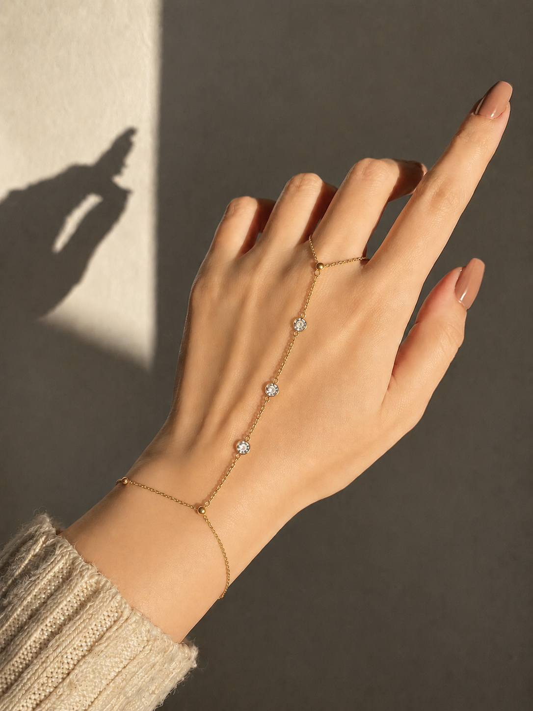 Golden Heart Handchain