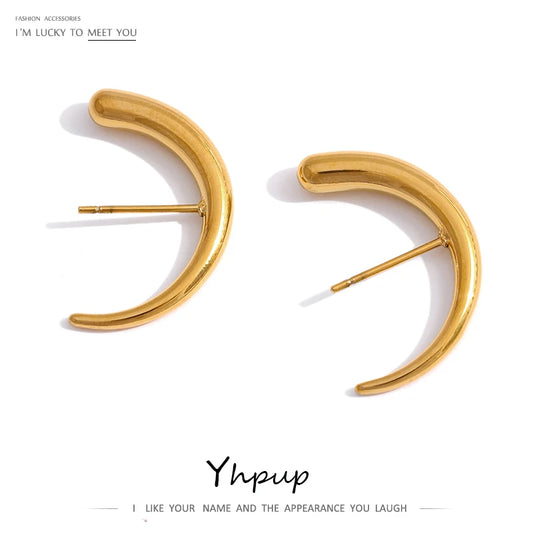 Celora Crescent Earrings