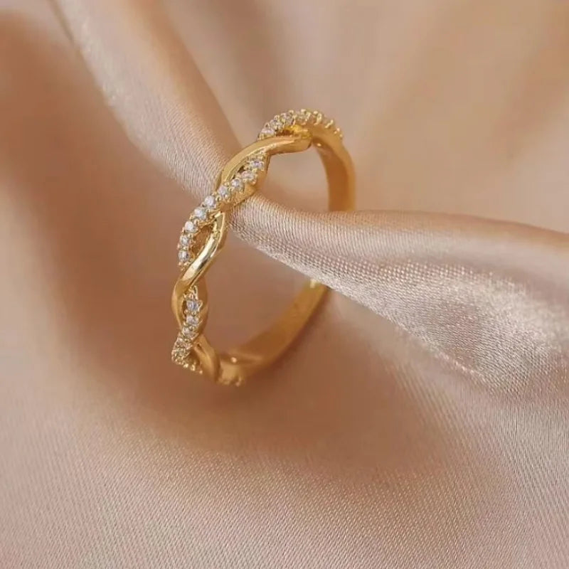 Pearl Twist Ring