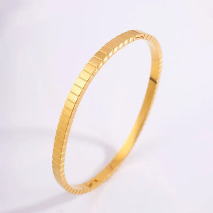 Stardust Gold Bangle