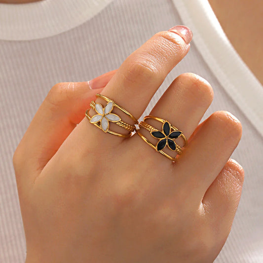 Serena Bloom Ring
