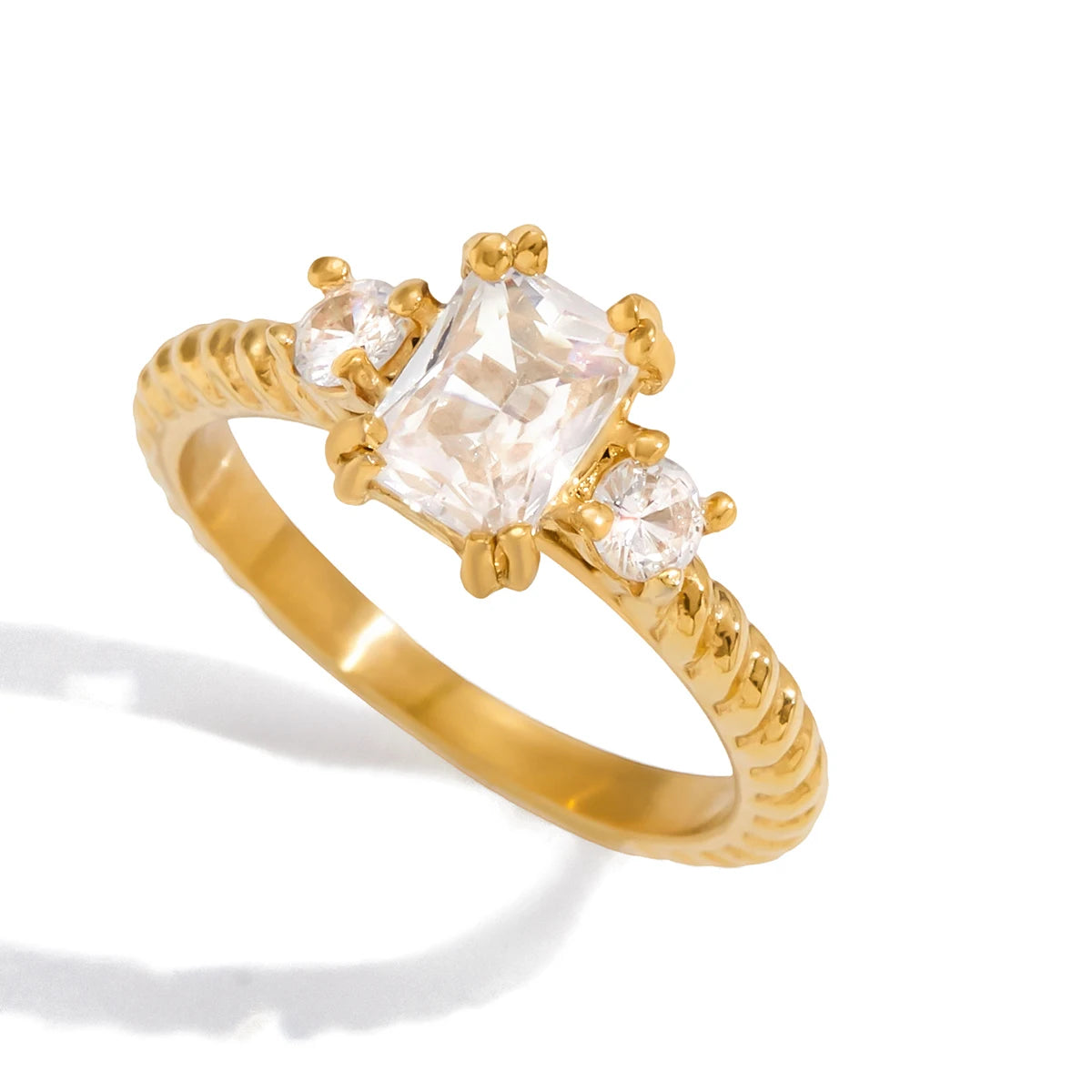Uworld Classic MInimalist 18k Gold Color Plated Droplet Shaped Large White Zircon Rings Waterproof  Stainless Steel Jewelry Gift