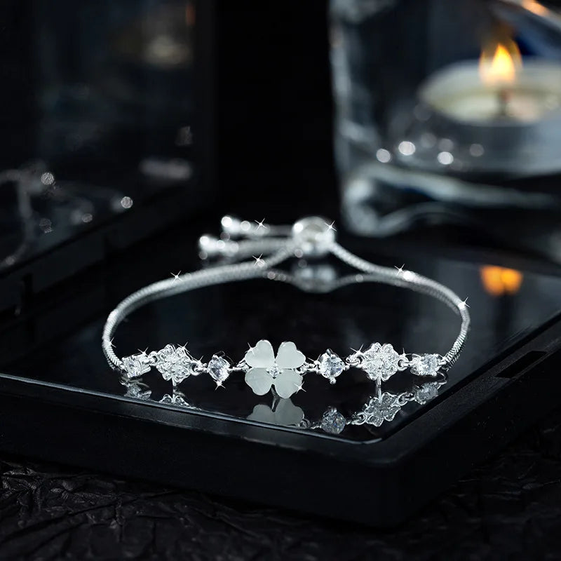 Clover Crystal Bracelet