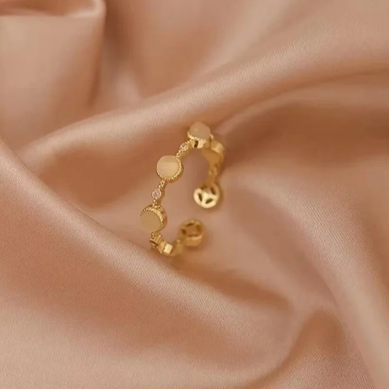 Bow Crystal Ring
