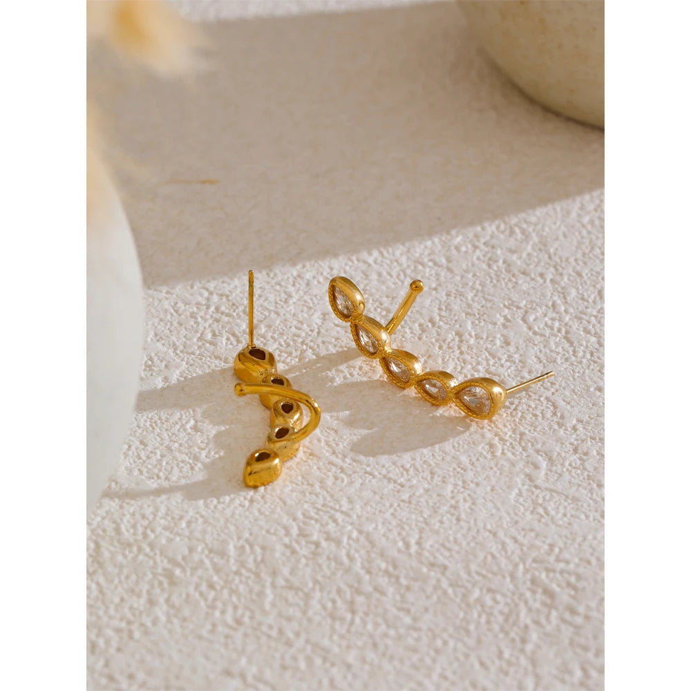 Ana Crystal Ear Cuff