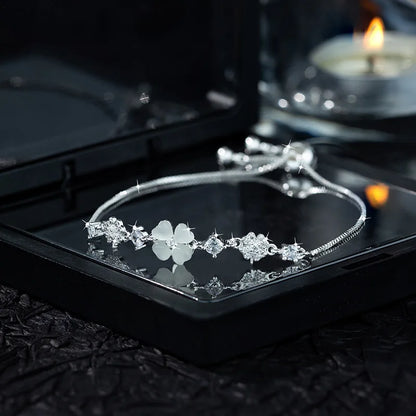 Clover Crystal Bracelet