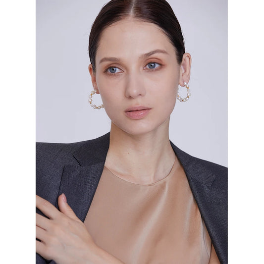 Cyndi Pearl Hoops